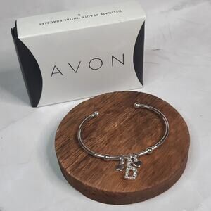 Avon Delicate Beauty Initial Bracelet "B"